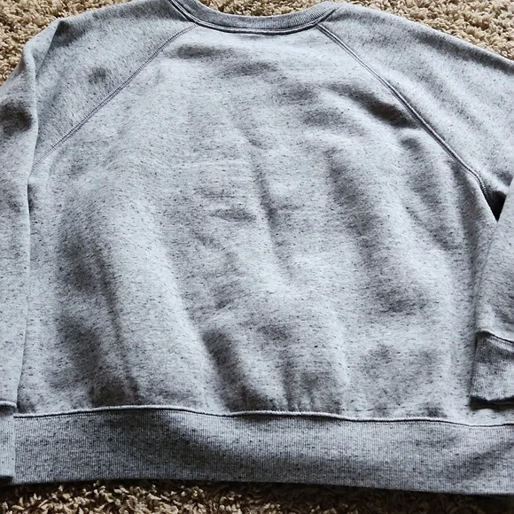 Old Navy Heathwr Gray 'More Love' Sweatshirt Womans Size Large - Picture 6 of 7